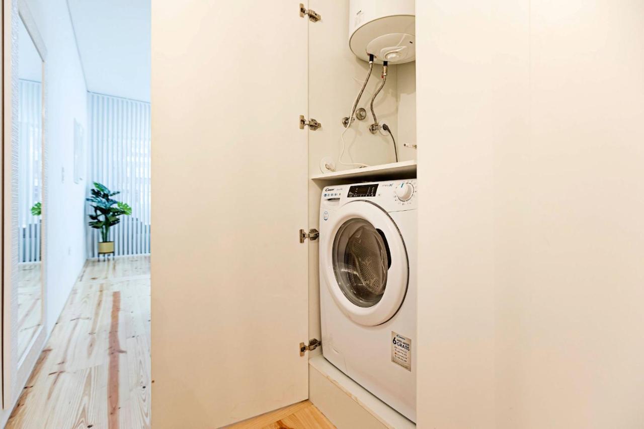 Loios 1Br Flat Downtown By Lovelystay Porto Exterior foto